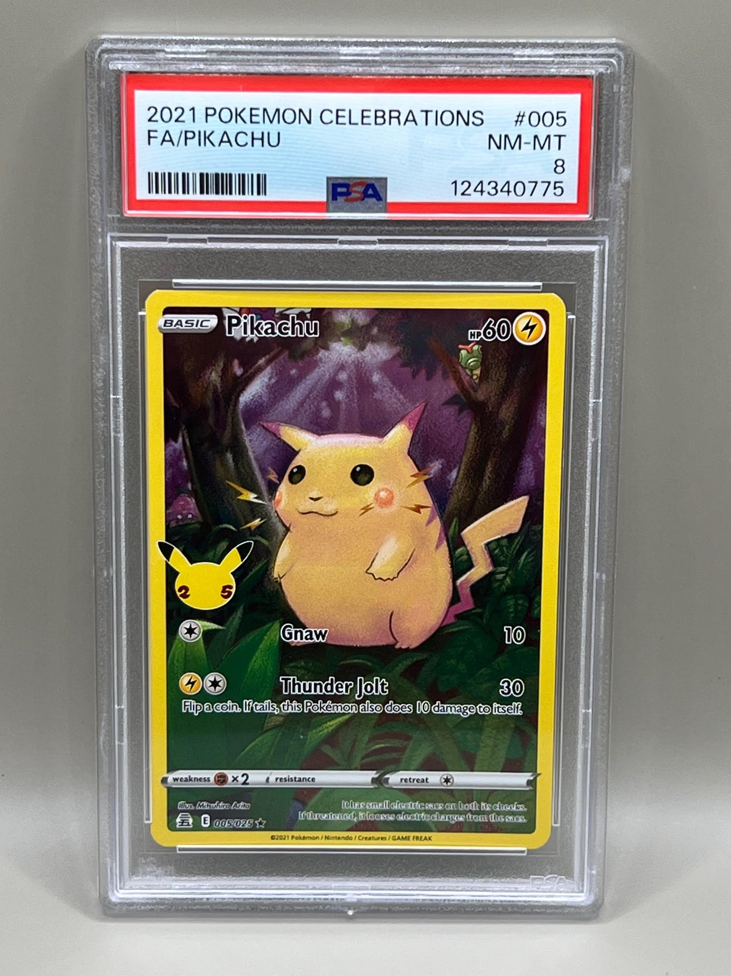 FULL ART PIKACHU PSA 8 CELEBRATIONS